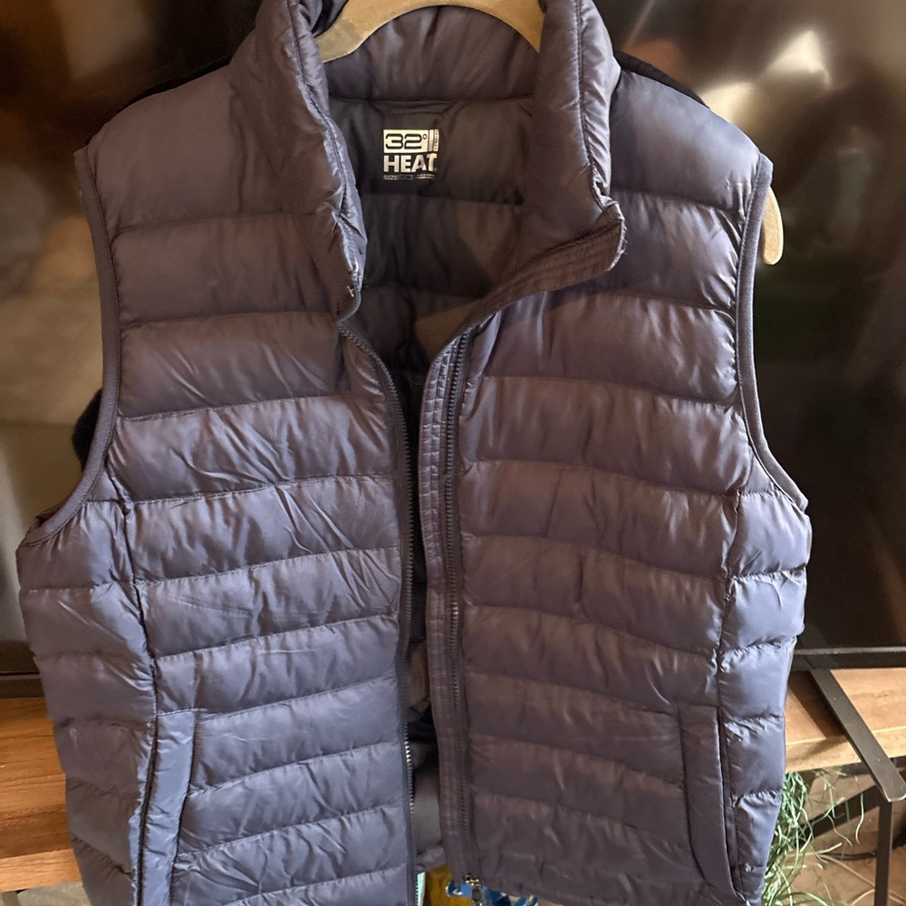 32 Degrees Men's Quilted Vest in Navy